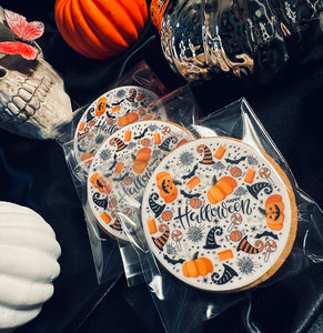 PACKAGED HALLOWEEN BISCUITS WITH PUMPKIN, WHITCH AND BAT DESIGN