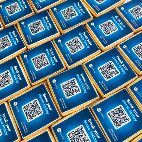 BRANDED BISCUITS WITH EDIBLE QR CODE, MESSAGE AND COMPANY LOGO. PERFECT FOR EVENTS AND EMPLOYEES