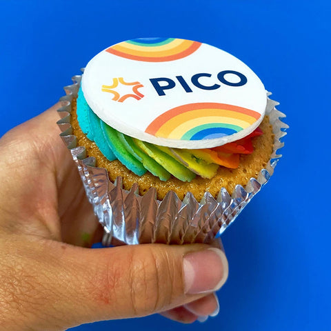 RAINBOW BRANDED CUPCAKES